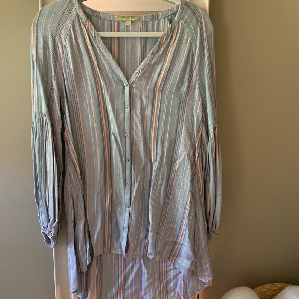 Super cute Gianni Bini shirt dress
